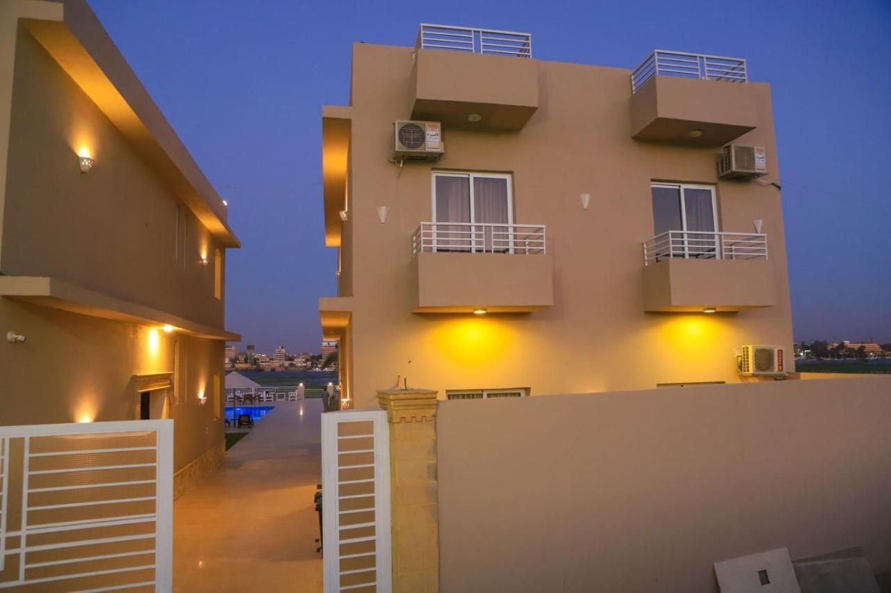 Royal Nile Villa - Pool View Apartment 1 Luxor Bagian luar foto